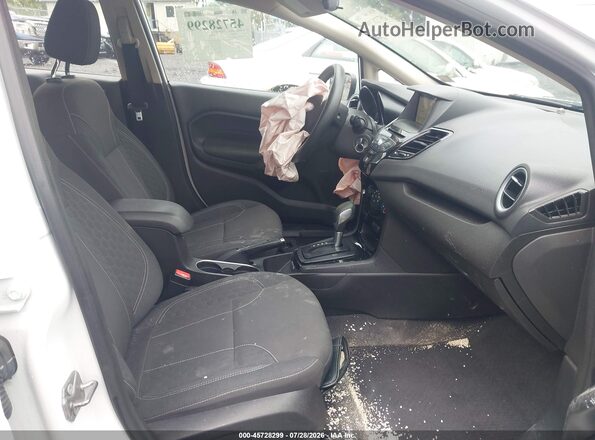 3FADP4EJXKM107228 2019 FORD FIESTA White Widok wnętrza z przodu