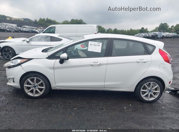 3FADP4EJXKM107228 2019 FORD FIESTA White Widok wnętrza 360 stopni