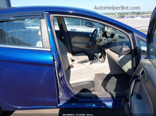 3FADP4FJ0GM141152 2016 FORD FIESTA Синий Вид салона спереди