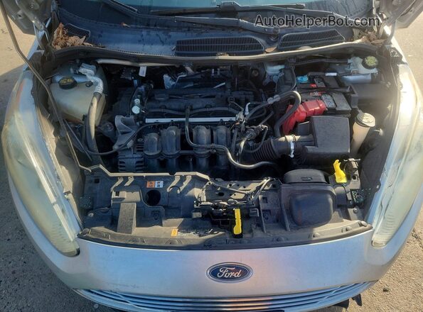 3FADP4FJ5GM174938 2016 FORD FIESTA Silver Vista interior trasera