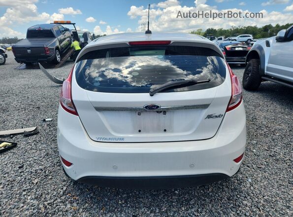 3FADP4FJ7JM143648 2018 FORD FIESTA White Rear view