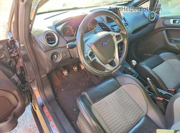 3FADP4GX8JM113562 2018 FORD FIESTA Gray Widok deski rozdzielczej