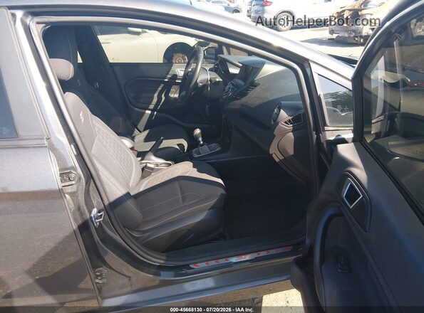 3FADP4GX9HM136763 2017 FORD FIESTA Серый Вид салона спереди