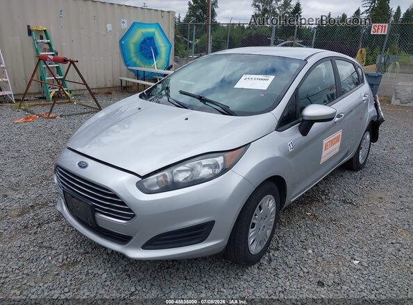 3FADP4TJ2JM132741 2018 FORD FIESTA Серебряный Передняя левая четверть