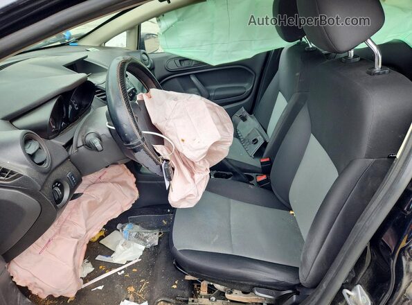 3FADP4TJ5JM144219 2018 FORD FIESTA Черный Вид салона спереди