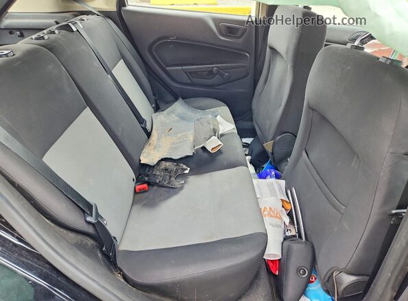 3FADP4TJ5JM144219 2018 FORD FIESTA Черный Вид задней части салона