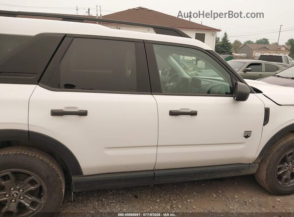 3FMCR9B62PRD46551 2023 FORD BRONCO SPORT White Widok wnętrza z tyłu