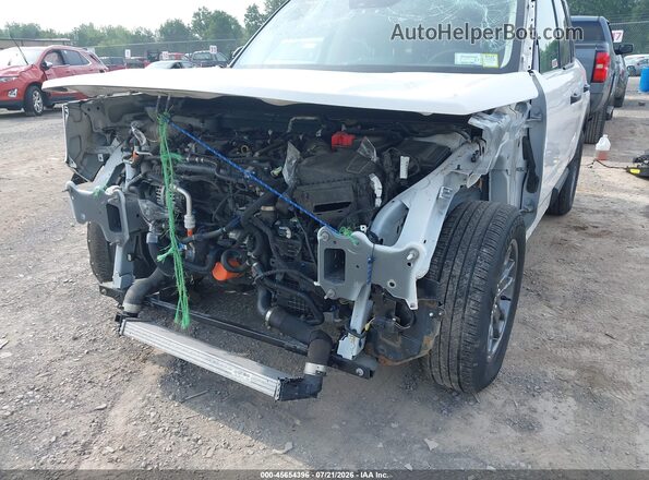 3FMCR9B66NRD93773 2022 FORD BRONCO SPORT White Front view