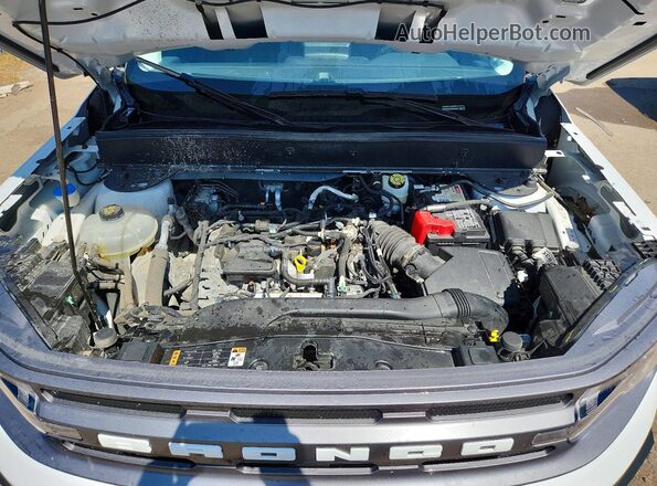 3FMCR9B67NRE05350 2022 FORD BRONCO White Vista del compartimento del motor