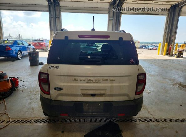 3FMCR9B69RRF26581 2024 FORD BRONCO White Вид ззаду