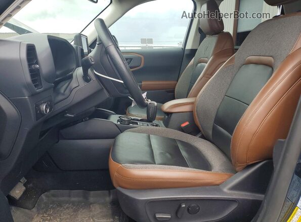 3FMCR9C62PRD43597 2023 FORD BRONCO Синий Вид салона спереди