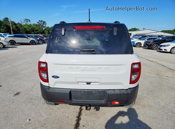 3FMCR9D90PRD01938 2023 FORD BRONCO White Widok z tyłu