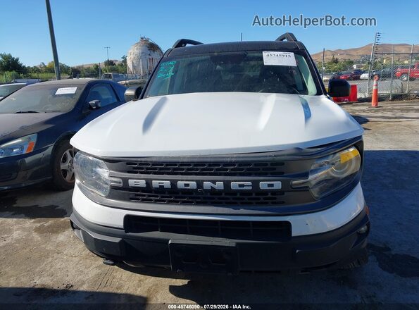 3FMCR9D9XMRA62782 2021 FORD BRONCO SPORT White Widok zestawu wskaźników