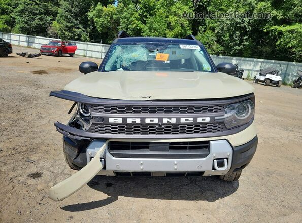 3FMCR9DA5SRF02222 2025 FORD BRONCO Cream Front view