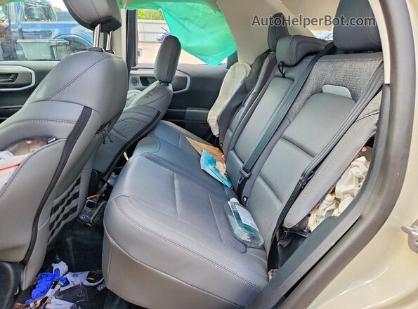 3FMCR9DA5SRF02222 2025 FORD BRONCO Cream Rear seats view