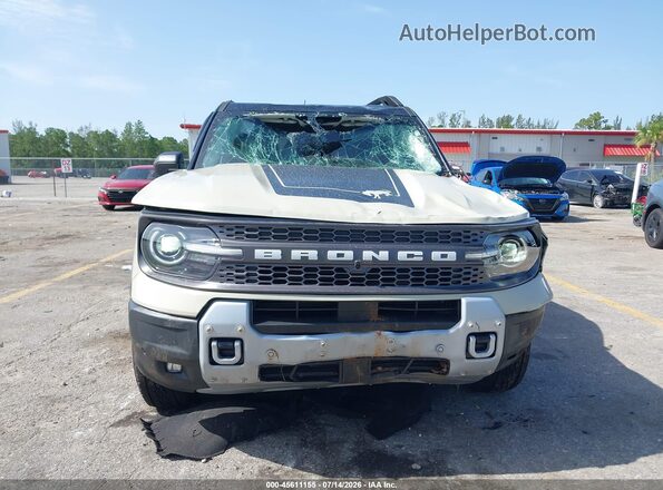 3FMCR9DA7SRF01749 2025 FORD BRONCO SPORT Beige Սարքավորումների վահանակի տեսք