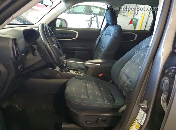 3FMCR9G69PRD86750 2023 FORD BRONCO Two Tone Widok wnętrza z przodu