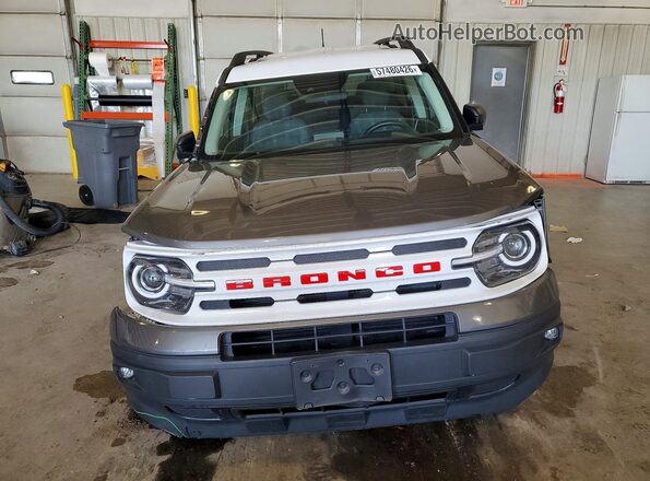 3FMCR9G69PRD86750 2023 FORD BRONCO Two Tone Widok z przodu
