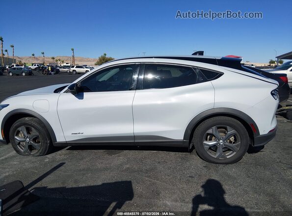 3FMTK1R46PMA87232 2023 FORD MUSTANG MACH-E White Սալոնի 360 աստիճան տեսք