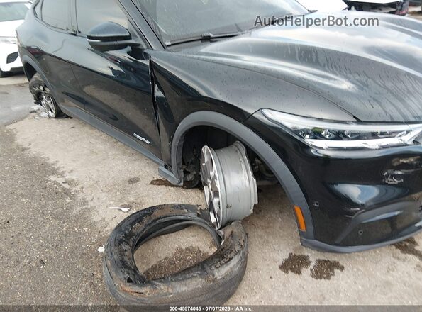 3FMTK1R48PMA77382 2023 FORD MUSTANG MACH-E Black წინა ხედი