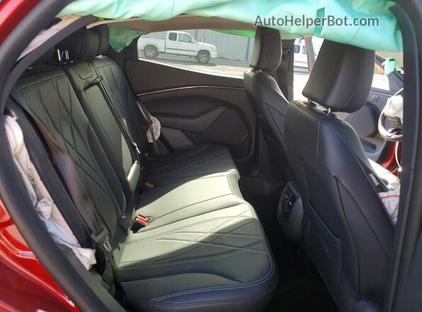 3FMTK1R49RMA34320 2024 FORD MUSTANG Red Widok wnętrza z tyłu