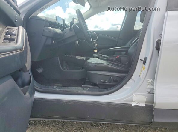 3FMTK1RM8NMA18247 2022 FORD MUSTANG Белый Вид подкапотного пространства