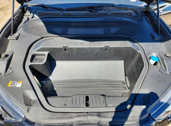 3FMTK1S59SMA05747 2025 FORD MUSTANG Черный Вид подкапотного пространства