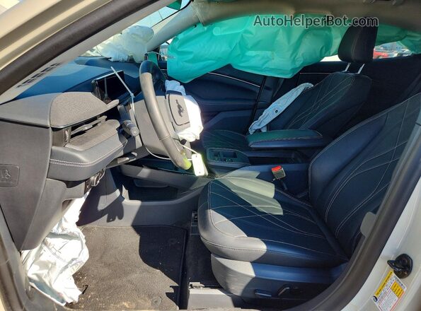 3FMTK1S5XSMA00766 2025 FORD MUSTANG Желто-коричневый Вид салона спереди