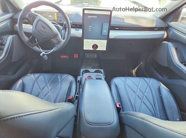 3FMTK1SS8NMA18354 2022 FORD MUSTANG White Առջևի վահանակի տեսք