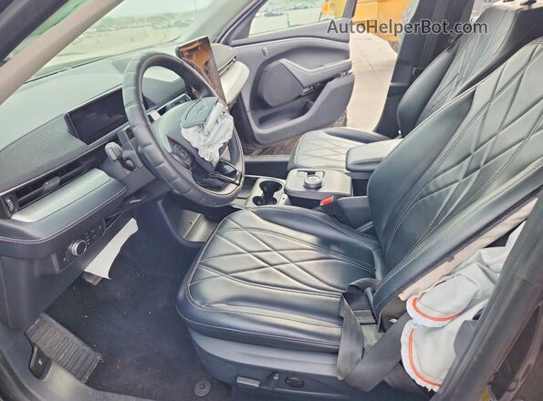 3FMTK1SSXMMA53752 2021 FORD MUSTANG Charcoal Front interior view