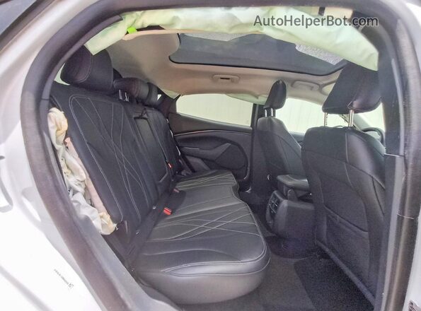 3FMTK2R72MMA08926 2021 FORD MUSTANG Gray Vista interior trasera