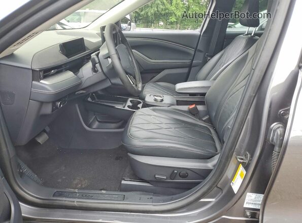 3FMTK2SU6PMA67269 2023 FORD MUSTANG Серый Вид салона спереди