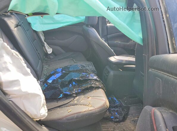 3FMTK3R72SMA17290 2025 FORD MUSTANG Beige Rear interior view
