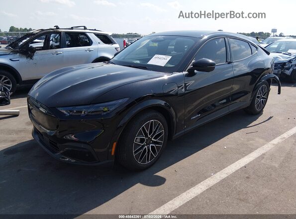 3FMTK3R78SMA33672 2025 FORD MUSTANG MACH-E Черный Передняя левая четверть