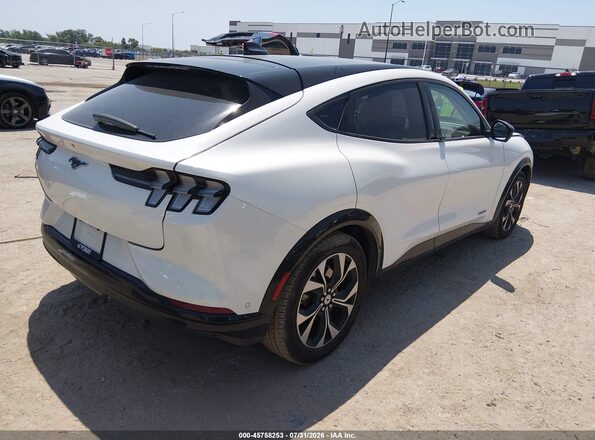 3FMTK3RM2MMA25107 2021 FORD MUSTANG MACH-E White Rear right