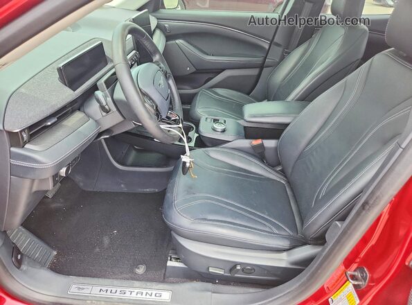 3FMTK3RM4NMA16121 2022 FORD MUSTANG Red წინა სალონის ხედი