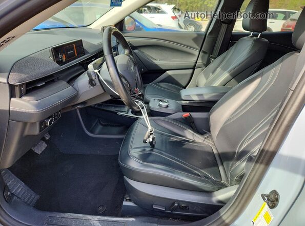 3FMTK3S54RMA20064 2024 FORD MUSTANG Gray Widok wnętrza z przodu