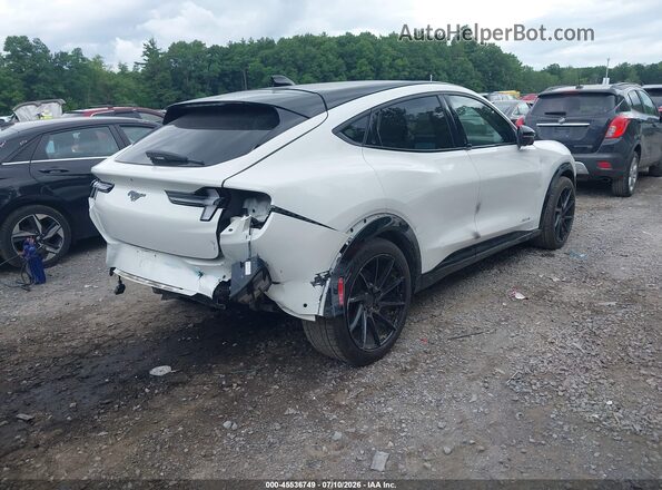 3FMTK3SS4MMA24548 2021 FORD MUSTANG MACH-E White Rear right