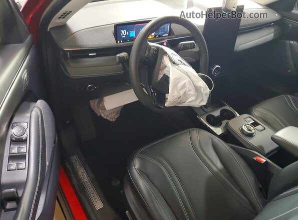 3FMTK3SS4NMA40914 2022 FORD MUSTANG Red Widok deski rozdzielczej