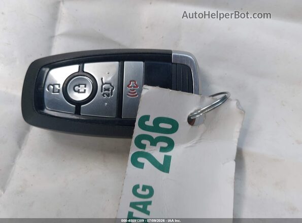 3FMTK3SU0MMA51263 2021 FORD MUSTANG MACH-E Red Вид панелі приладів