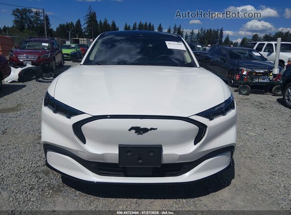 3FMTK3SU7RMA05260 2024 FORD MUSTANG MACH-E White უკანა სალონის ხედი