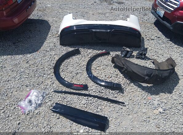 3FMTK3SU7RMA05260 2024 FORD MUSTANG MACH-E White ხელსაწყოთა პანელის ხედი