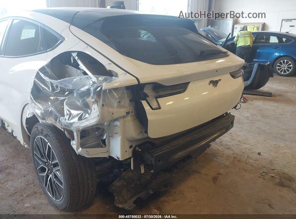 3FMTK3SU7SMA44355 2025 FORD MUSTANG MACH-E Белый Вид спереди