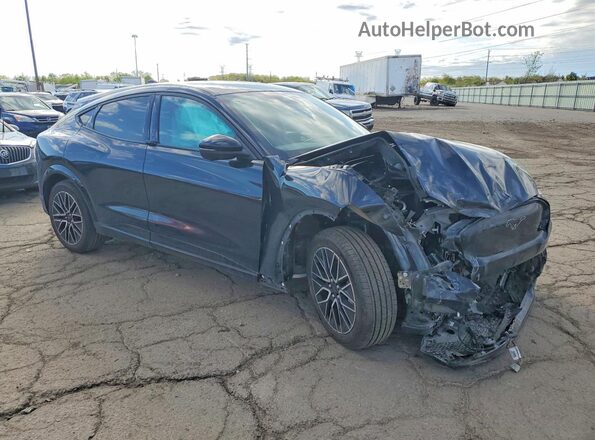 3FMTK3SUXRMA40679 2024 FORD MUSTANG Черный Передняя правая четверть