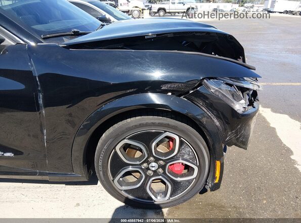 3FMTK4SE1MME00560 2021 FORD MUSTANG MACH-E Black Widok z przodu