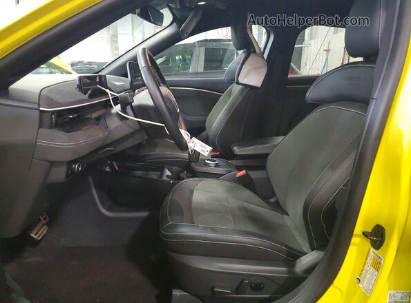 3FMTK4SX3RMA11685 2024 FORD MUSTANG Yellow Սալոնի դիմացի տեսք