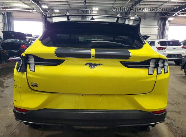 3FMTK4SX3RMA11685 2024 FORD MUSTANG Yellow Հետևի տեսք