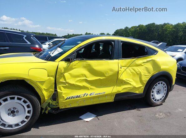 3FMTK4SX8RMA22276 2024 FORD MUSTANG MACH-E Green Front view