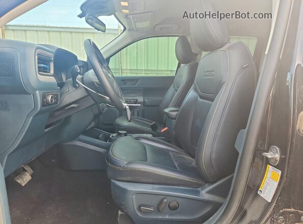 3FTCW8TA8SRA57337 2025 FORD MAVERICK Black Front interior view