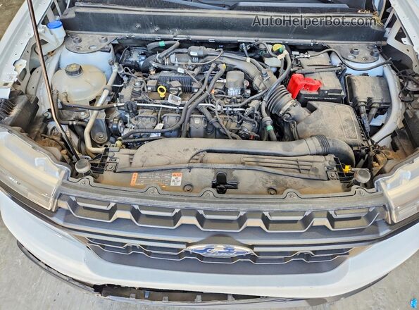 3FTTW8A9XRRB25155 2024 FORD MAVERICK Белый Вид задней части салона